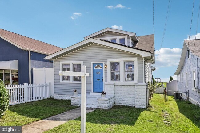 Foto del edificio - 8321 Bayside Rd