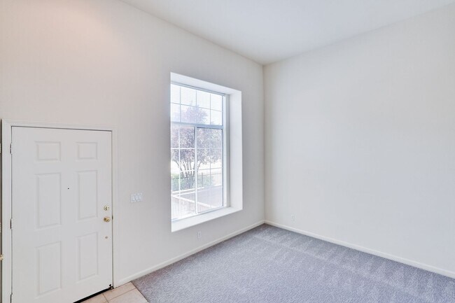 Building Photo - 3013 Goodacre Ct