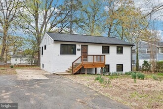 Building Photo - 1506 Maryland Ave