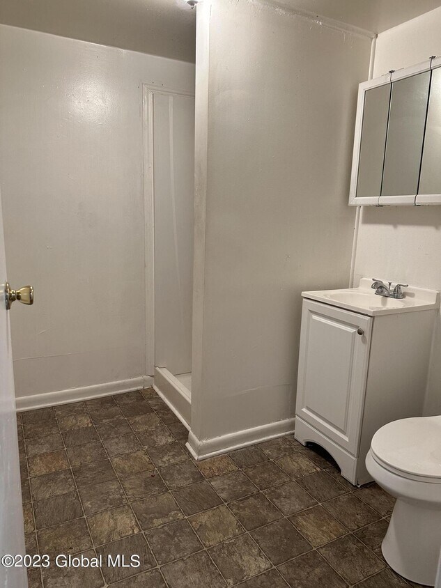 Foto del edificio - 70 Dana Ave