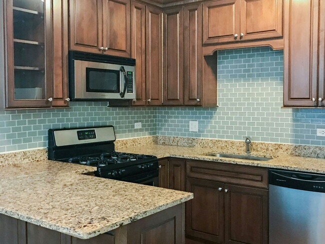 Foto del edificio - 4836-38 North Paulina Street, Unit G