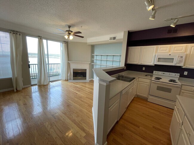 Foto del edificio - 2 Bed/2 Bath Condo in Superior's Saddlebro...
