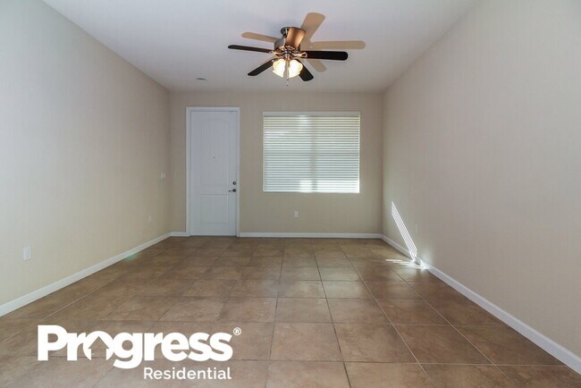 Building Photo - 5607 Caranday Palm Dr
