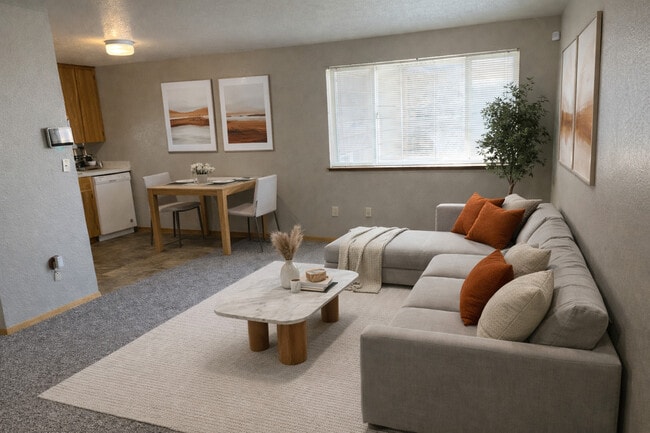 Building Photo - Cascade Village