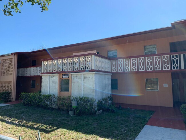 Photo - 19080 NE 3rd Ct (Miami, FL) Townhome