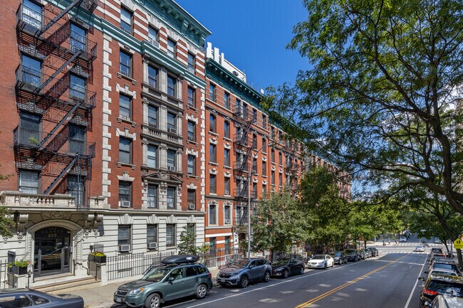 Foto del edificio - 505 W 122nd St