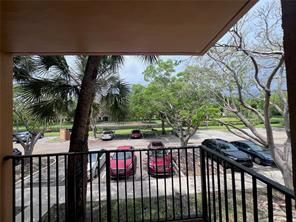 Foto del edificio - 10733 Cleary Blvd