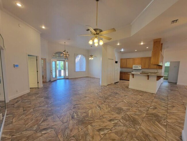 sala de estar principal - 7327 Rodgers Dr