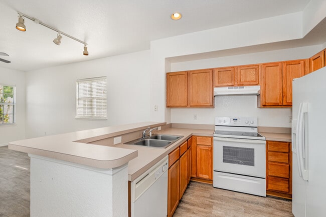 Foto del edificio - 105 Turpial Way