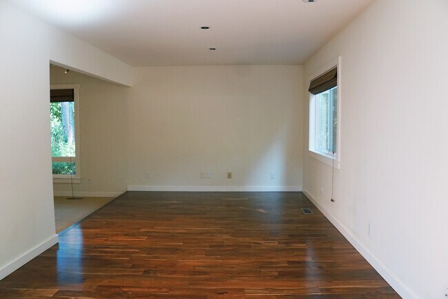 Foto del edificio - 7025 116th Ave SE