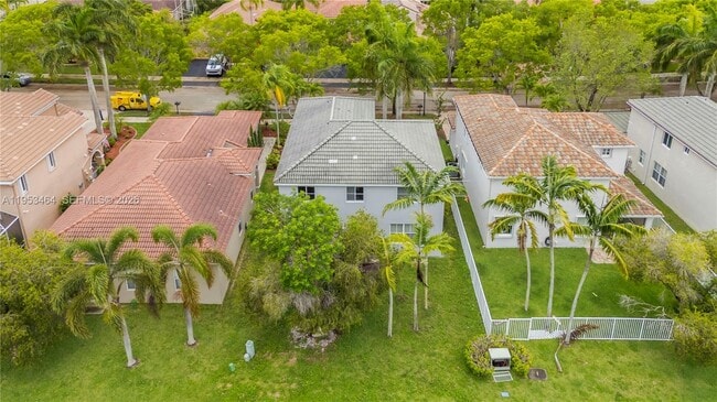 Building Photo - 1042 Bluewood Terrace