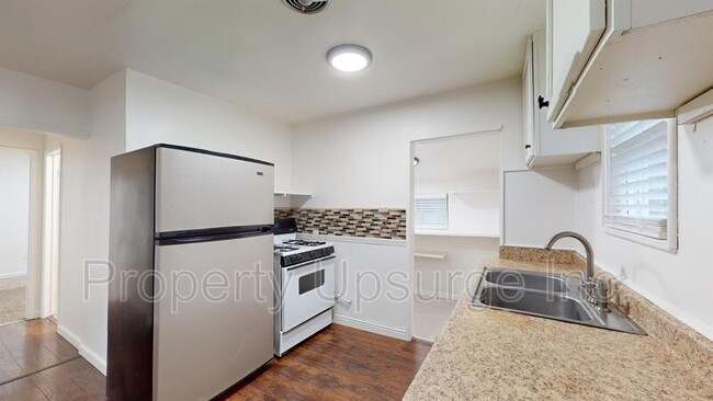 Foto del edificio - 3613 Shasta Dam Blvd