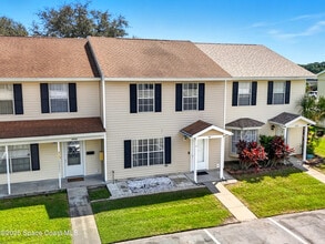 Building Photo - 1712 Manor Dr NE