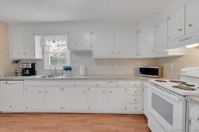 Foto del edificio - 178 Oakland Ave