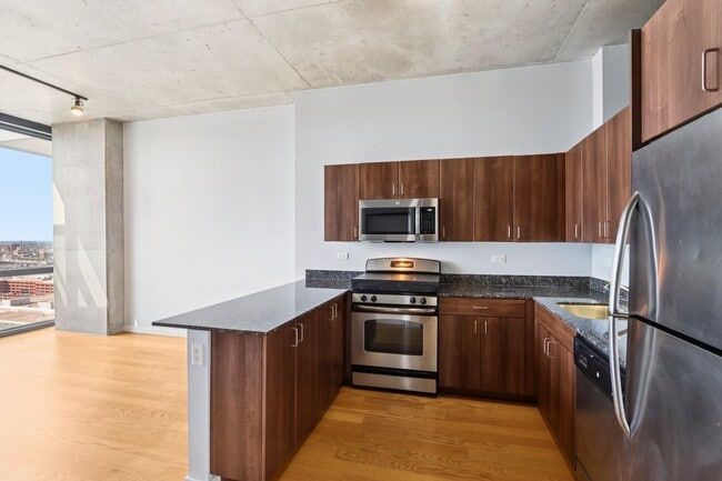 Foto del edificio - 235 W Van Buren St