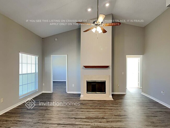 Foto del edificio - 10424 Autumnwood Dr