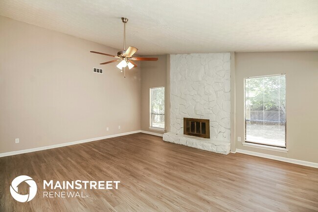 Foto del edificio - 8178 Winewood Way