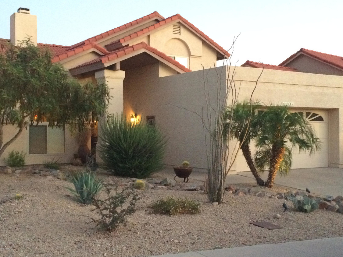 Primary Photo - 11271 E Poinsettia Dr