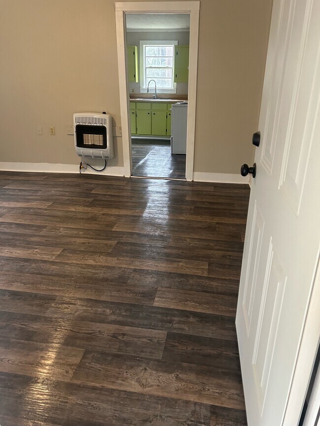 Foto del edificio - 155 W 10th St