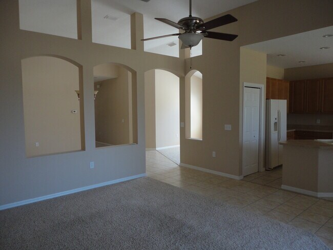 Foto del edificio - 5917 Wedgefield Dr