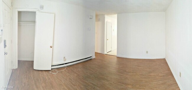 Building Photo - 4000 Powhatan Ave