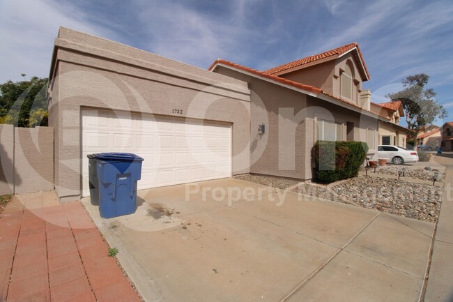 Building Photo - 1732 E Geronimo St