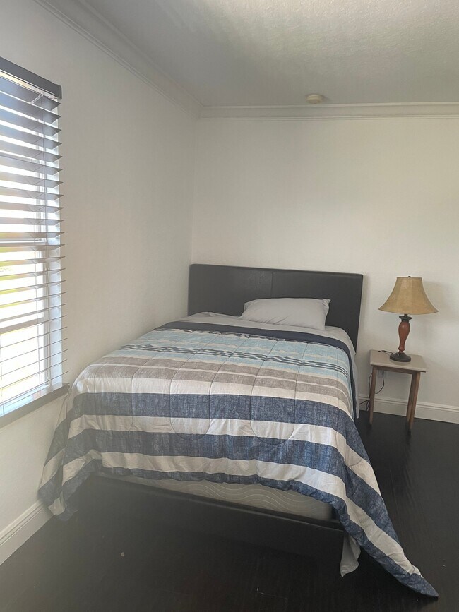 Foto del edificio - 5791 Gypsum Pl