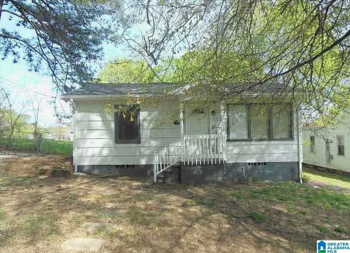 Primary Photo - 116 Cypress St
