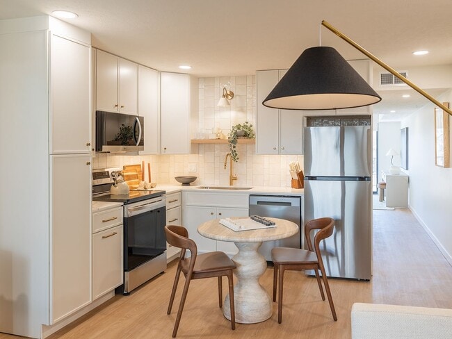 Interior Photo - Solana