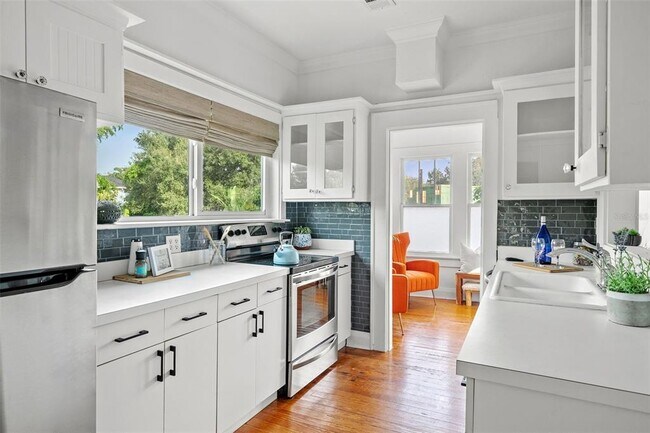 Foto del edificio - 2505 N Ridgewood Ave