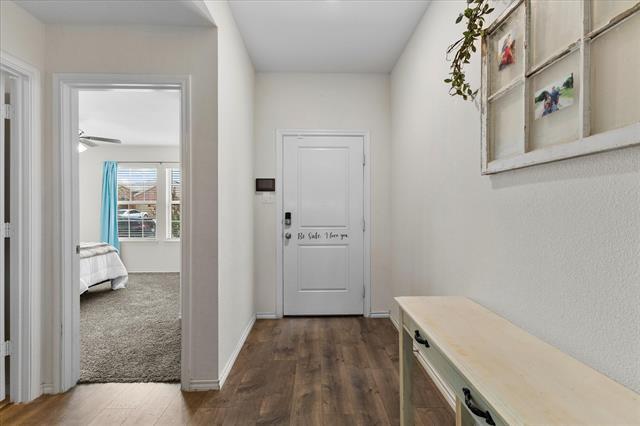 Foto del edificio - 2113 Tulipwood Dr