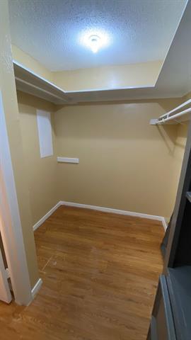 Foto del edificio - 524 Towne House Ln