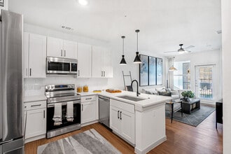 Building Photo - Tacara Weiss Ranch