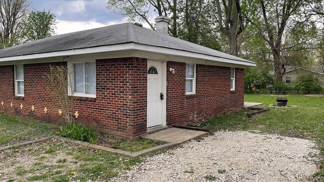 Building Photo - 1269 Farley Dr