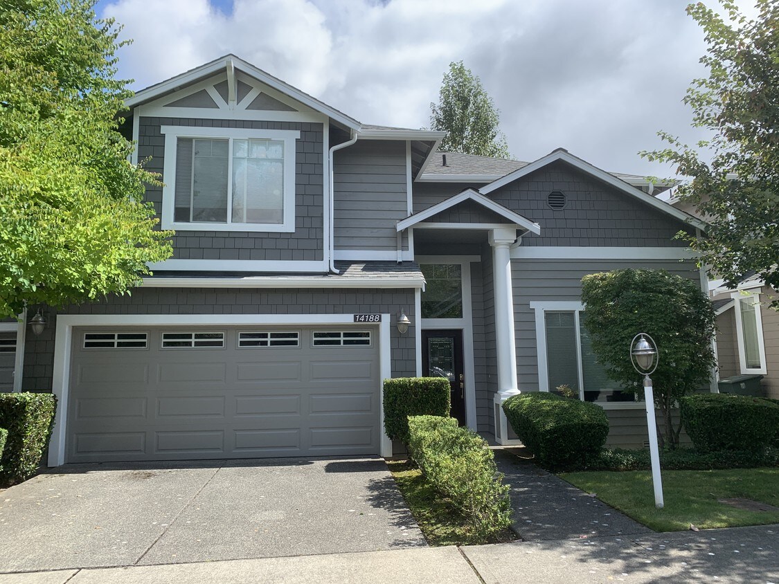 14188 8th SE St, Bellevue, WA 98007 Townhome Rentals in Bellevue WA