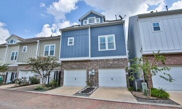 Building Photo - 15 E Breezy Way