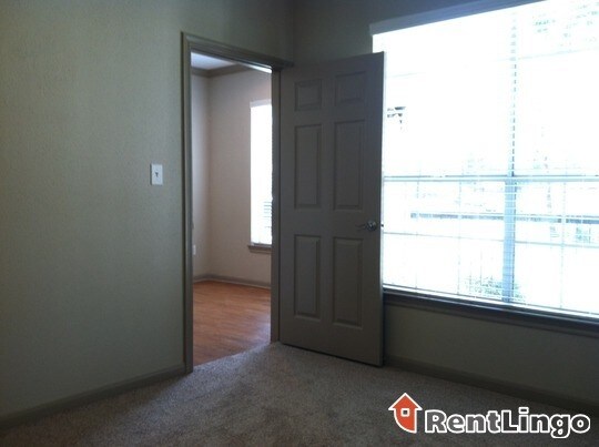Foto del edificio - 2401 West Sam Houston Pkwy N