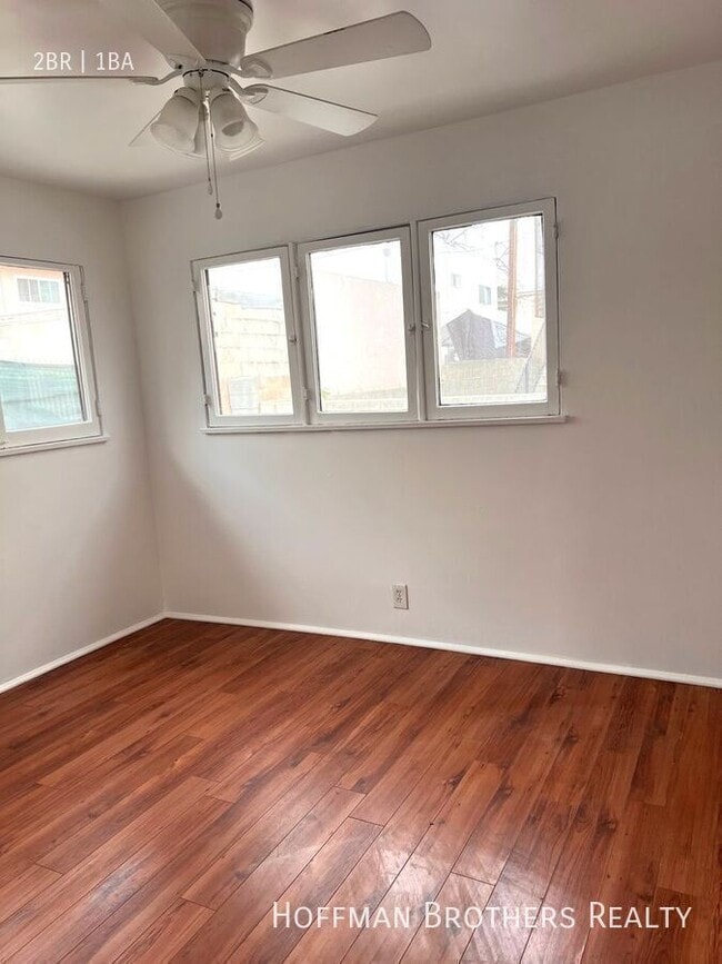 Building Photo - 14843 Sylvan St