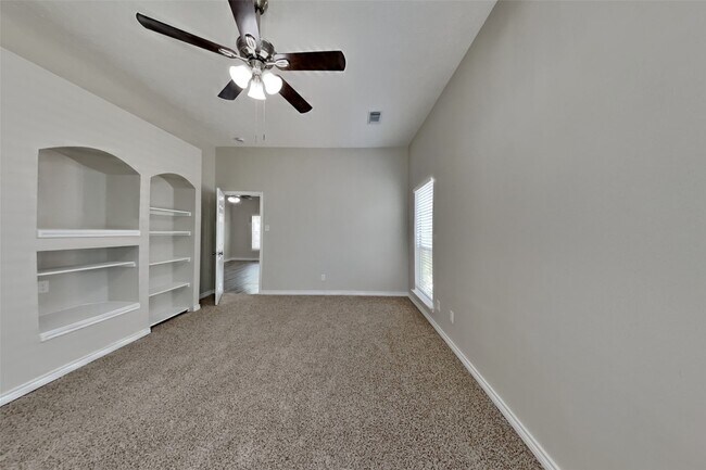 Building Photo - 17919 Scrub Oak Dr
