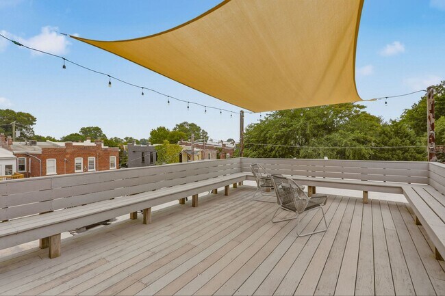 Foto del edificio - Cool 1 bedroom condo in the heart of the Fan District