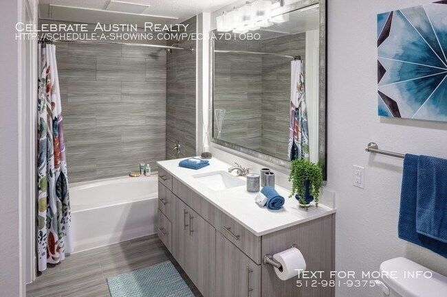 Building Photo - Alexan East 6th