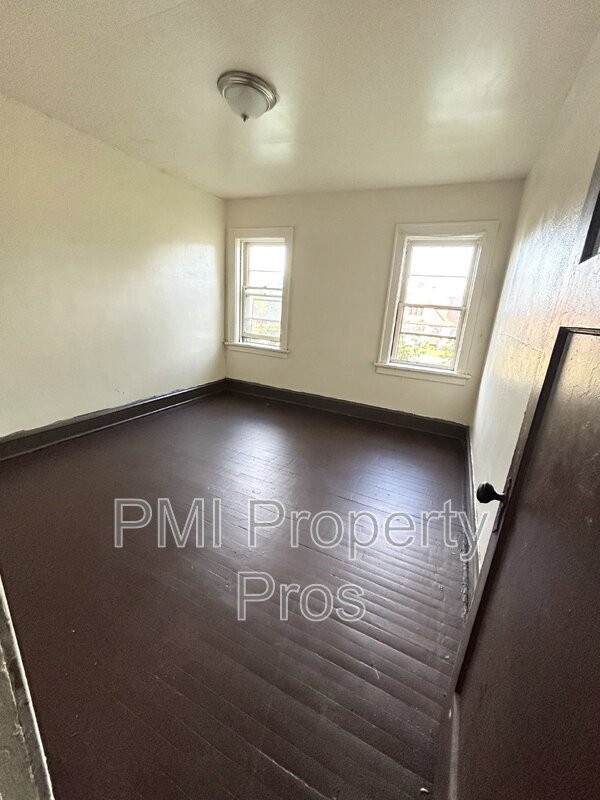 Foto del edificio - 3112 N 38th St