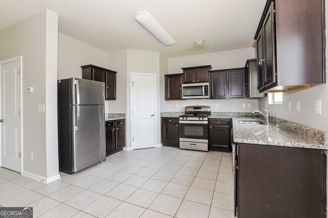 Foto del edificio - 694 Independence Ave