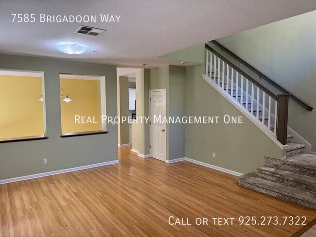 Foto del edificio - 7585 Brigadoon Way