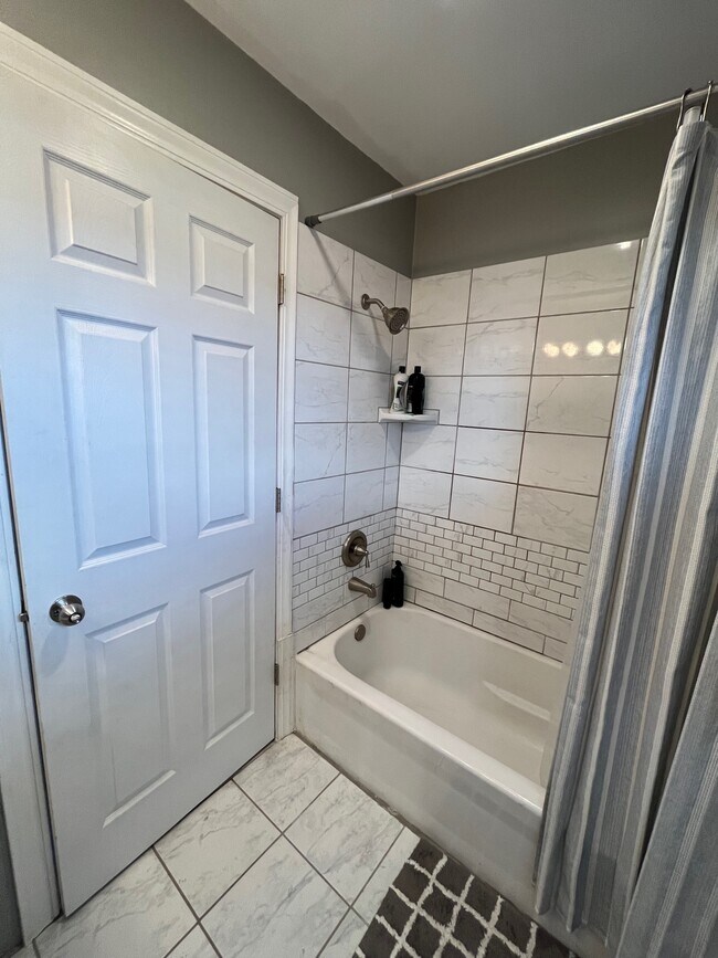 9029 18th Ave S, Bloomington, MN 55425 Townhome Rentals in Bloomington MN