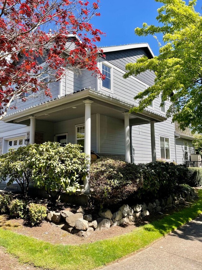 Foto del edificio - Bright and Spacious end unit townhouse wit...