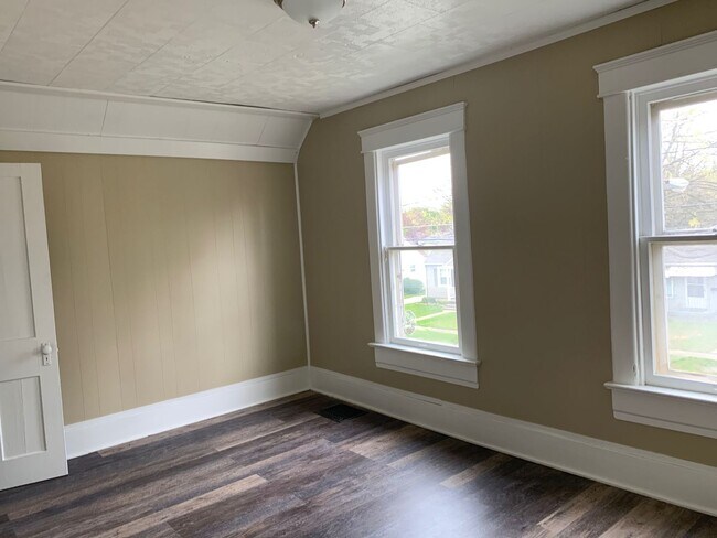 Foto del edificio - GALION HOME AVAILABLE IN AUG!