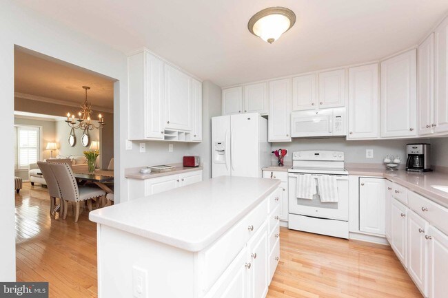 Building Photo - 2036 Pieris Ct
