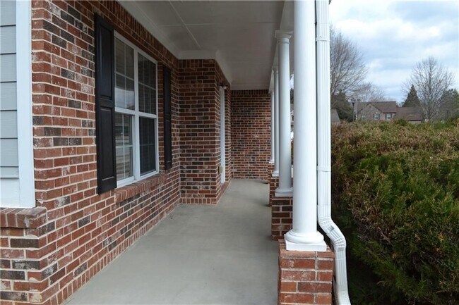 Foto del edificio - 3040 Battlement Cir SW