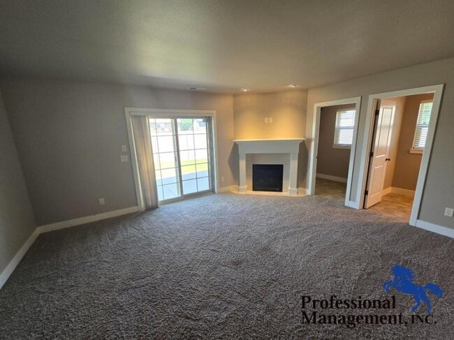 Building Photo - 3 bedroom in Billings MT 59106